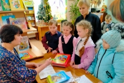 Встреча с поэтессой Ириной Ежовой подарила детям радость