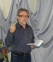Выступление В. Ф. Тюнькина на мероприятии в межпоселенческой центральной библиотеке. 2015 г., Коркино
