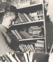 1965-1967 гг. – заведующая библиотекой Никулина Т. И.