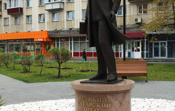 Памятник Г. Тукаю. Фото: Ю. Поздеева