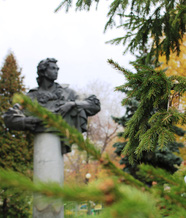 Памятник Пушкину работы Л.Головницкого. Фото: Ю.Поздеева