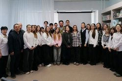 Презентация книги в Чесменской библиотеке